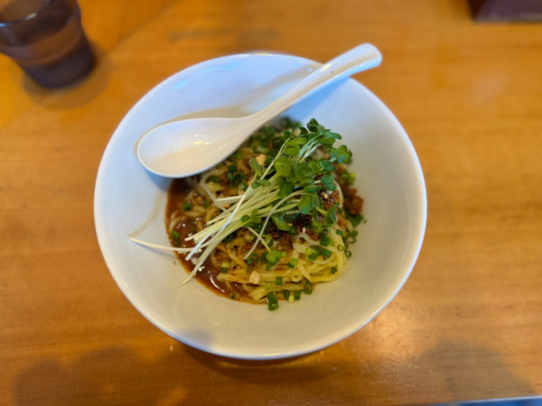 「汁なし担々麺 1000円」@担々麺 空星の写真