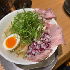 ヒトヤドノクジラの画像