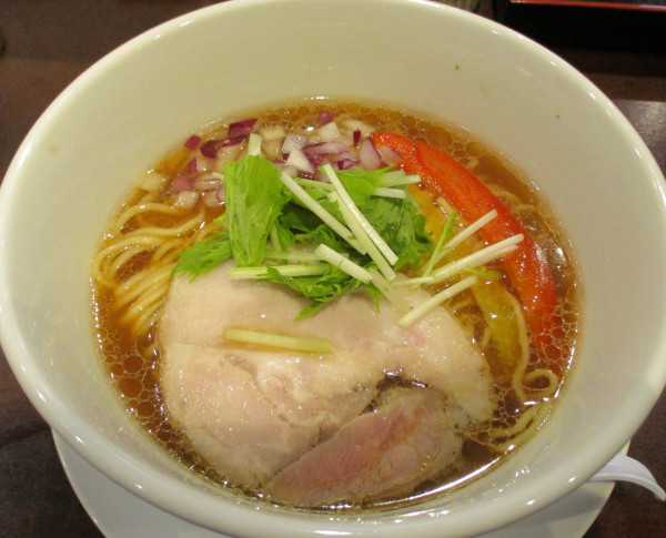 「貝らぁ麺（醤油）930円」@らぁ麺 はつ穂の写真