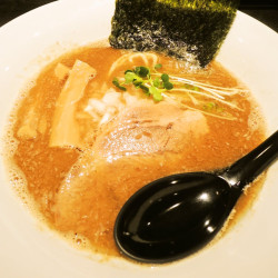 らーめん（850円）