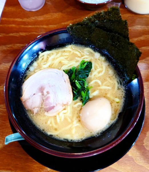 「味玉ラーメン」@横浜家系ラーメン 直江家 木場店の写真