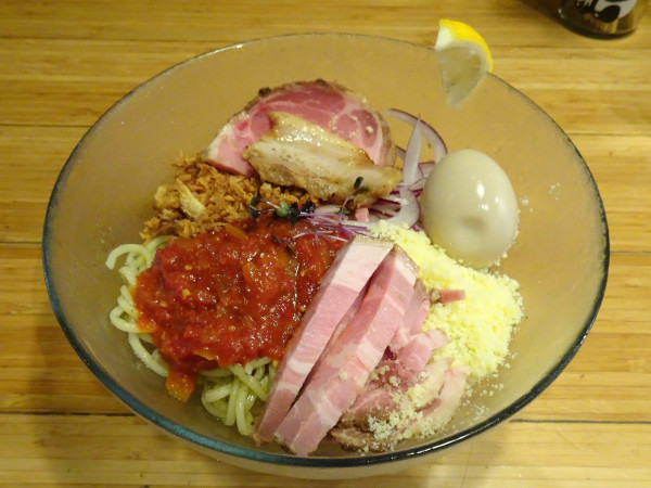 「特製冷たいトマトバジルまぜそば(1,300円)」@カッパ64 福生店の写真