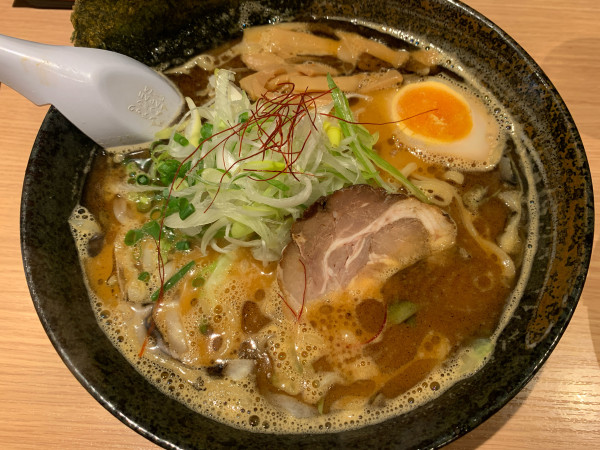 「極・濃厚焦がし味噌」@札幌ラーメン 満龍 駅前通り店の写真