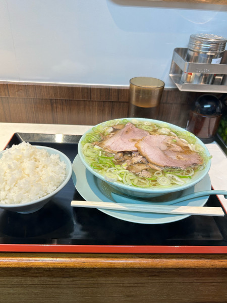 「チャーシュー麺　930円」@新橋ニューともちんラーメン 川崎駅前店の写真