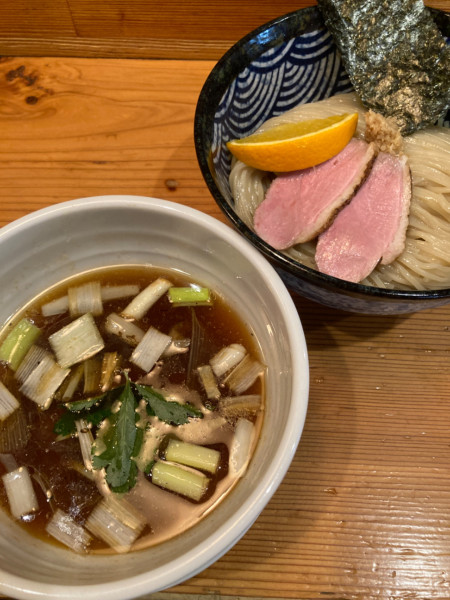 「鴨だし醤油つけ麺」@麺堂にしき 新宿歌舞伎町店の写真