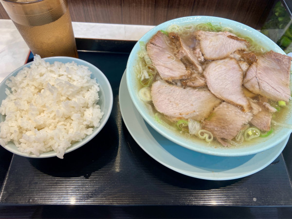 「チャーシュー麺、めし大」@新橋ニューともちんラーメン 川崎駅前店の写真