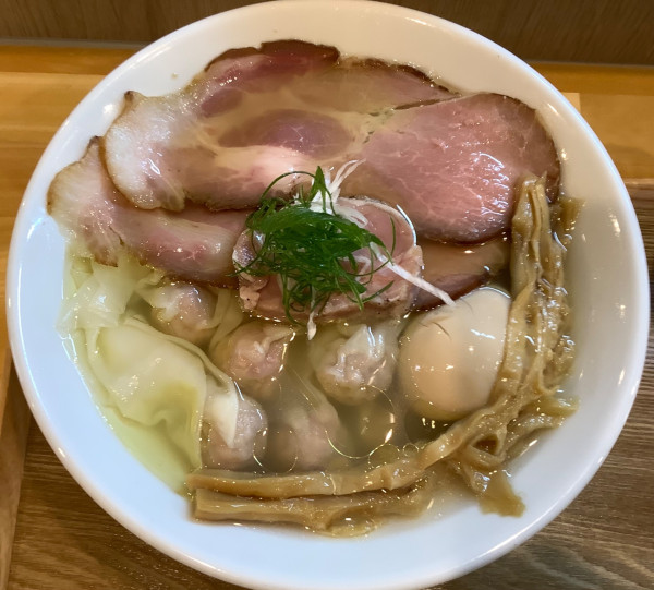 「特製塩ラーメン　＋　ワンタン」@らーめん 心麦の写真