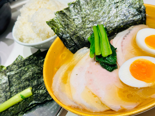 「革新家スペシャル 他 1,850円」@家系ラーメン 革新家 TOKYOの写真