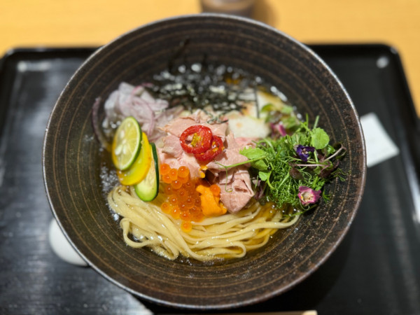 「プレミアムニボコン(冷やしらぁ麺) 2300円」@#新宿地下ラーメンの写真