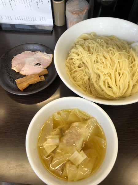 「特製鰹昆布水つけ麺 （塩）大盛、ワンタン2」@中華そば 裏慶の写真