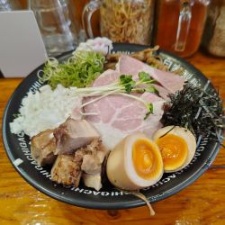 GACHI油そば（大盛）＋玉ねぎ