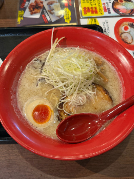 「ネギ背脂豚骨」@ラーメン工房 あ 豊中店の写真
