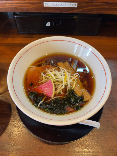 「醤油らーめん（いりこ）※限定（970円）」@麺処 ほんだの写真