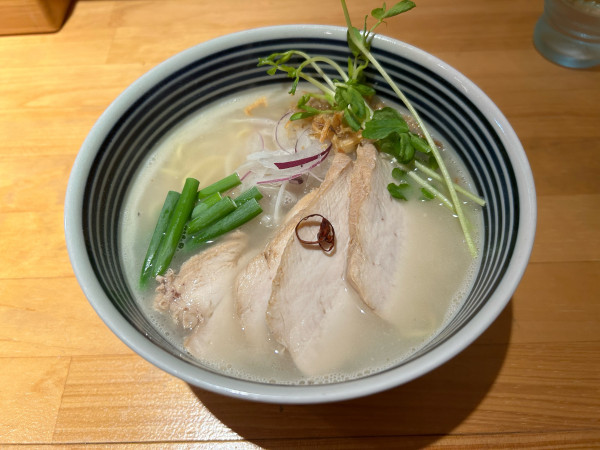 「二代目鯖そば+チャーシュー(2枚)」@らーめん どんぐりの写真