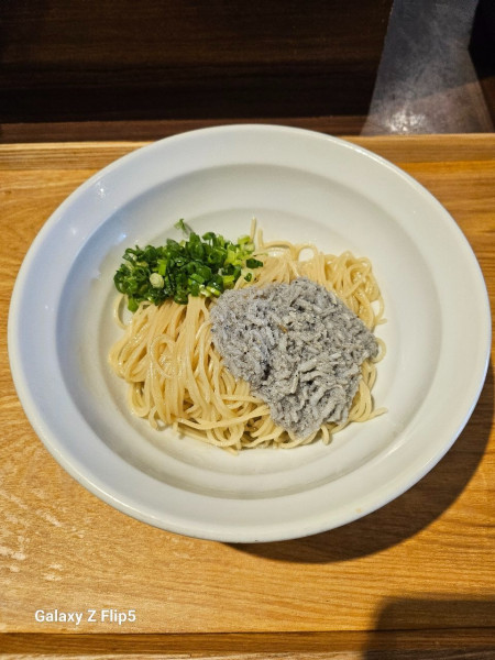 「しらすバターの和え玉」@NIBOSHIMANIAの写真
