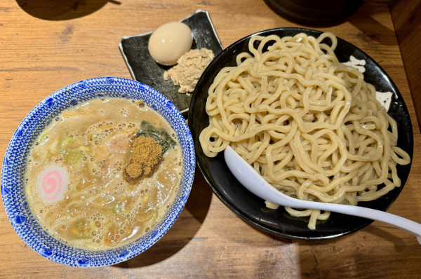 「特製つけめん」@六厘舎 大崎店の写真