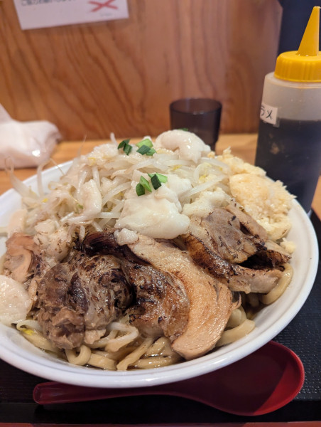 「背脂醤油大300g」@麺屋 cross × crossの写真