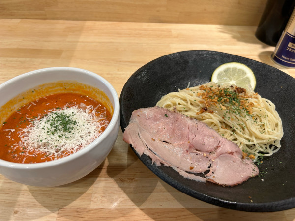 「トマトの冷たいつけそば1000円」@麺屋 SOの写真