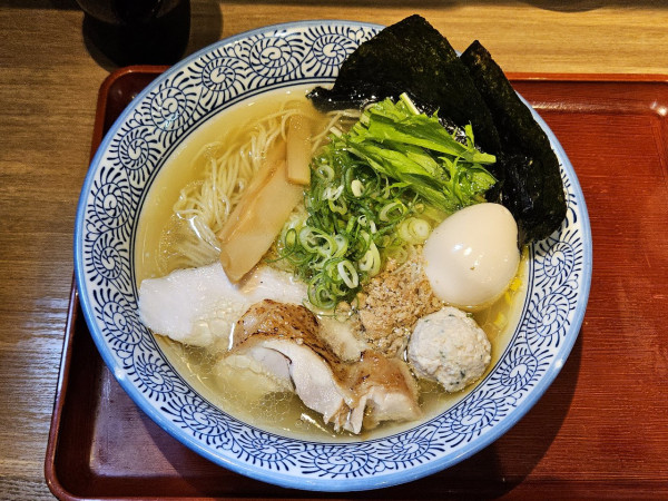 「特製あっさり 鶏そば」@鶏そば かぐら屋の写真