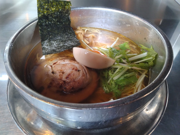 「らーめん（塩・淡麗）」@ZUND-BARの写真