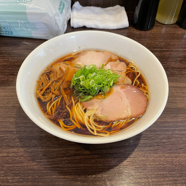 「醤油ラーメン」@かしわぎの写真