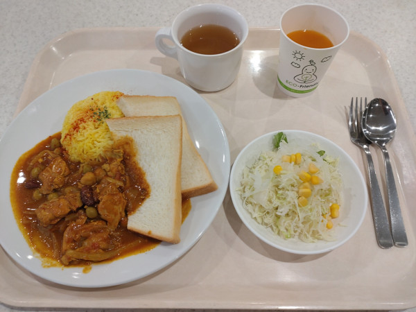 「バニーチャウ（ダーバン風チキンカレー）　６５０円　※」@JICA東京食堂 Oasisの写真