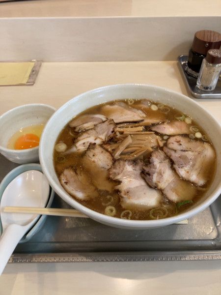 「チャーシュー麺＋生玉子　1480円」@永福町大勝軒の写真