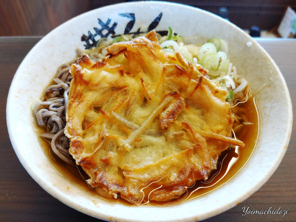 「かき揚げ天そば(550円)」@丸政 小淵沢店の写真