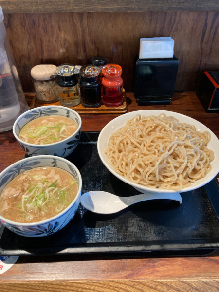 「醤油つけ麺3倍盛り　つけ汁2杯」@壱鵠堂 新横浜店の写真