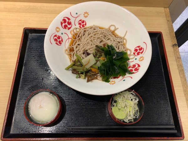「朝限定メニュー　朝食そば（冷）」@いろり庵きらく 東京京葉店の写真
