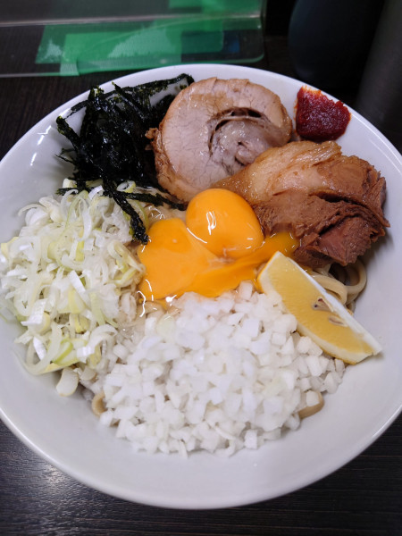 「たまごかけ麺」@ラーメン二郎 川越店の写真