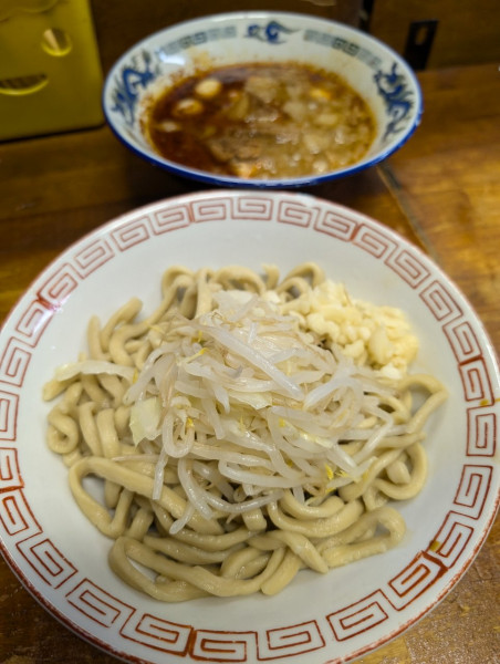 「つけ麺 辛 200g」@蓮爾 新町一丁目店の写真