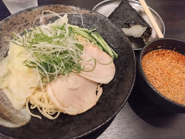 「広島つけ麺並醤油ダレ二辛」@廣島つけ麺本舗 ばくだん屋 本店の写真