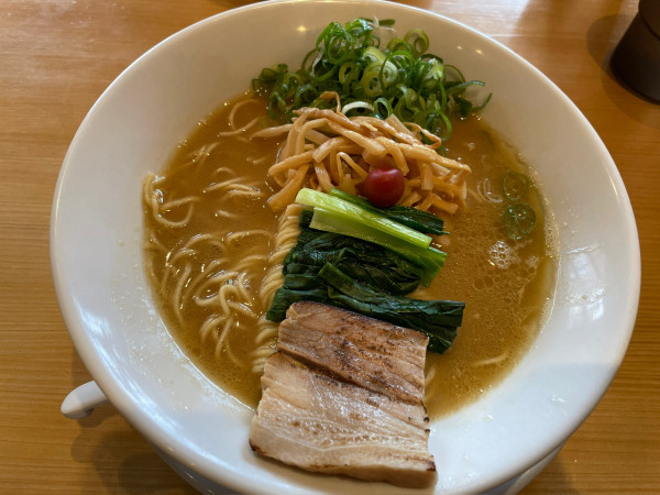 「濃厚醤油らぁ麺」@らぁ麺 善治 久地店の写真