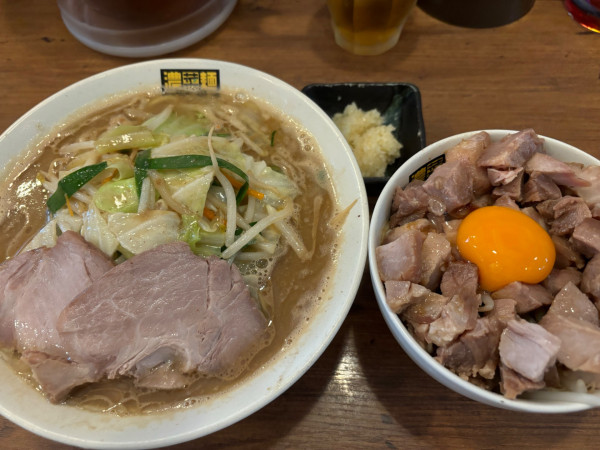 「濃菜麺+豚ごはん+生にんにく」@濃菜麺 井の庄の写真