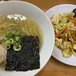塩ラーメン野菜　1100円