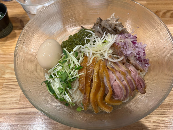 「冷やし昆布水まぜそば」@TOMORROW NEVER NOODLESの写真