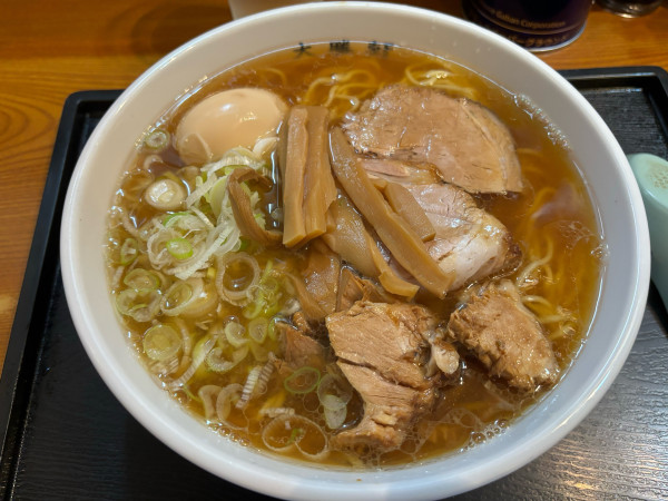 「らーめんふつう ＋ 茹で卵」@大勝軒 淵野辺店の写真