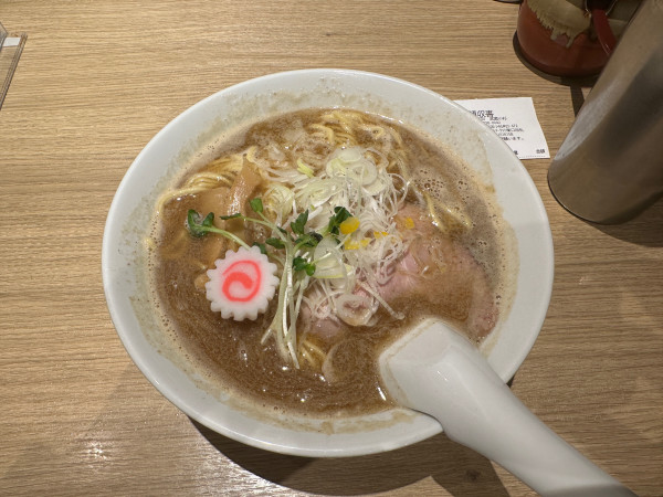 「中華そば　🌊　900円」@つけめん TETSU 武蔵小杉店の写真