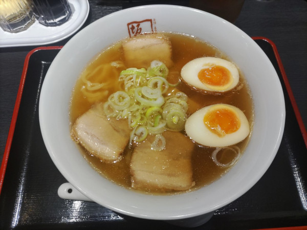 「味玉ラーメン」@喜多方ラーメン坂内 天神大名店の写真