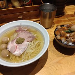 牡蠣香る冷やし塩ラーメン、チャーシューご飯