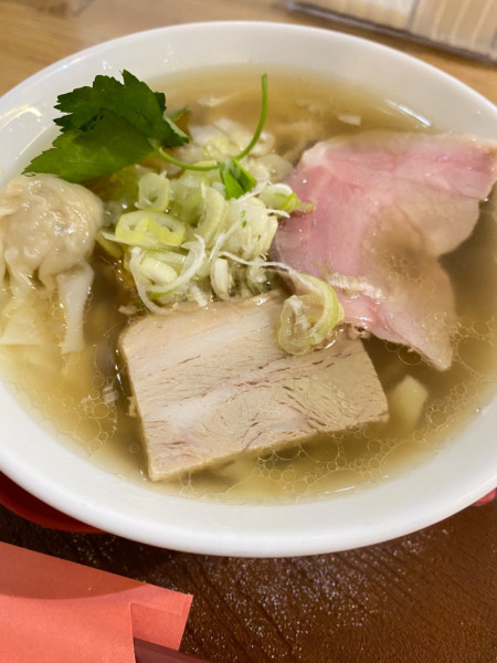 「しなそば」@手打ち正麺 Hachimitsuの写真