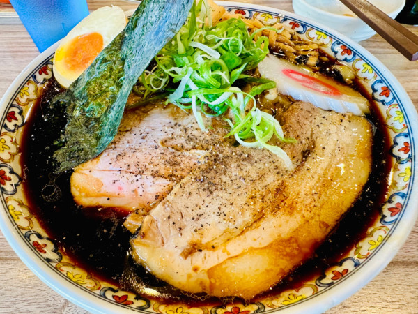 「特製ブラック【1230円】」@くじら食堂 nonowa東小金井店の写真
