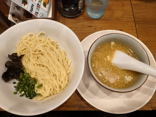 「鶏白湯つけ麺(950円)」@鶏白湯ラーメン 鳥ぶしの写真