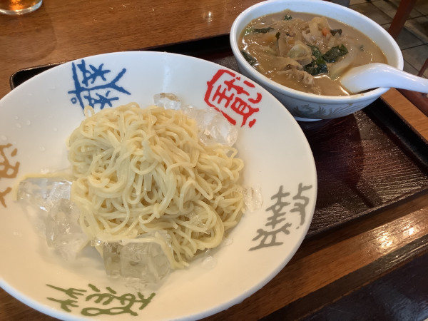 「豚バラ味噌つけ麺」@栄華軒の写真