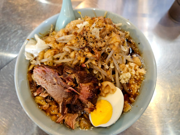 「ラーメン300g豚1枚」@夢は力なりの写真