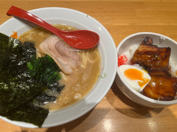 「ラーメン　ザク丼」@ラーメン大桜 野川店の写真