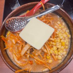 肉ネギらーめん＋バターコーン