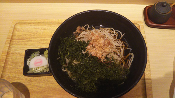 「冷し国産海苔そば」@そばいち イイトルミネ新宿店の写真