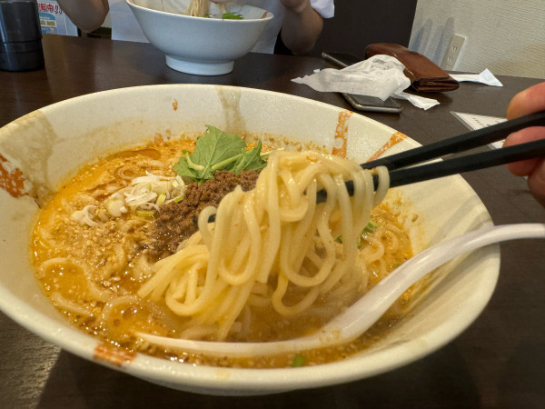 「白担々麺750円　ランチ価格」@なな屋の写真